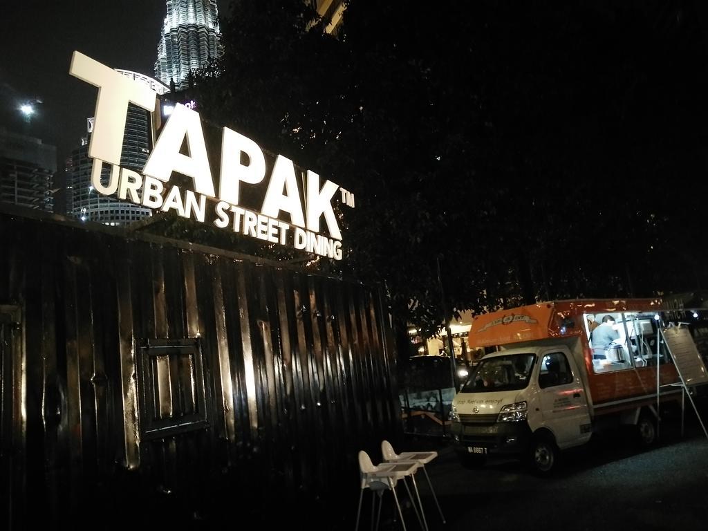 Altabia Suites At Times Squarer Kuala Lumpur Exterior foto